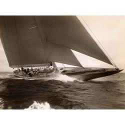 Tableau sur toile. Edwin Levick,  J-class yacht (1934)